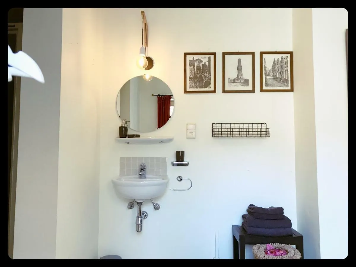 Holiday home Trendy House 5Min From Shoppingstreets Villa Bruges