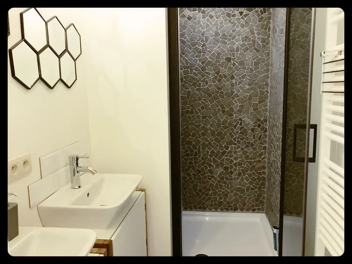 Villa Trendy House 5Min From Shoppingstreets à Bruges 0*,